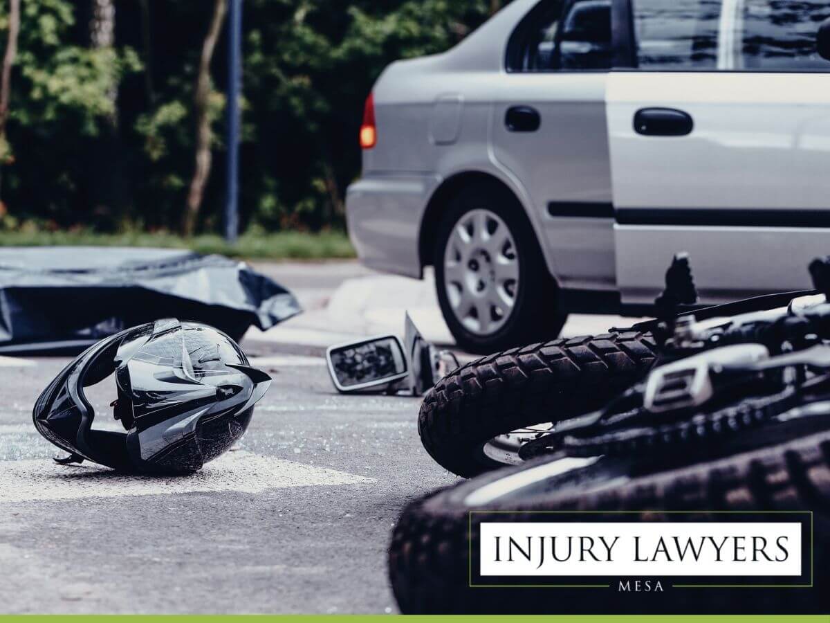 Motorcycle acccident with a helmet on the floor